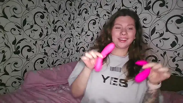 YourEmilie online show from February 15, 1:20 pm