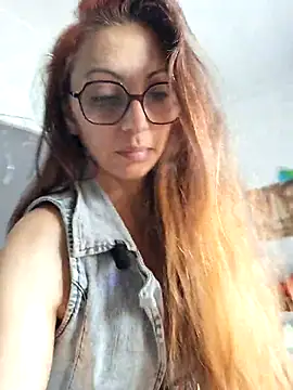 Snapshot of ChouqxxxCoreleone chatting on September 29, 8:19 am ChouqxxxCoreleone online show from September 29, 8:19 am