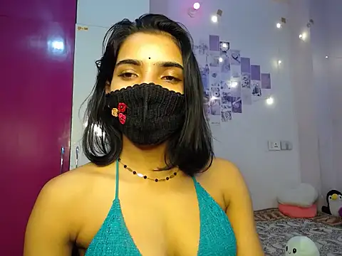 Snapshot of Sweetangle24 chatting on October 28, 7:38 pm Sweetangle24 online show from October 28, 7:38 pm