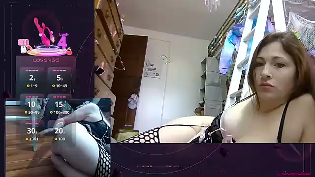 Snapshot of desirex2025 chatting on November 13, 6:51 pm desirex2025 online show from November 13, 6:51 pm