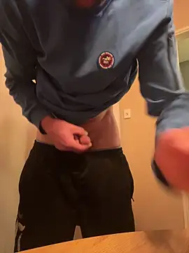 Snapshot of bumbhole19891 chatting on March 21, 3:55 am bumbhole19891 online show from March 21, 3:55 am