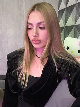 Snapshot of Elizabeth_Tay chatting on May 20, 7:20 pm Elizabeth Tay online show from May 20, 7:20 pm