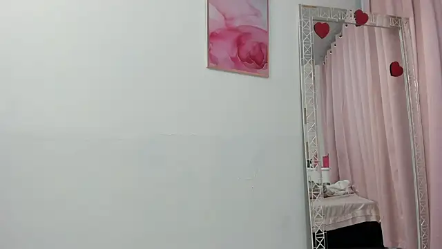 miajhonsonx online show from June 8, 4:18 pm
