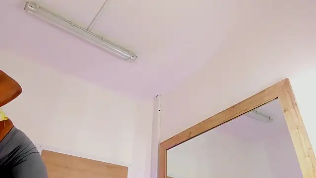 ValeryCortezm online show from December 16, 12:54 pm