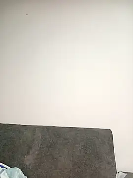 Snapshot of April_Becker chatting on November 25, 3:28 am April Becker online show from November 25, 3:28 am