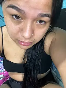 April Becker online show from May 2, 3:22 am