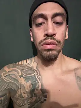 busnfatnutsLildee online show from October 26, 8:09 am