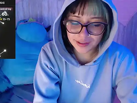 Snapshot of nicte_t_ chatting on September 23, 8:56 pm nicte t  online show from September 23, 8:56 pm
