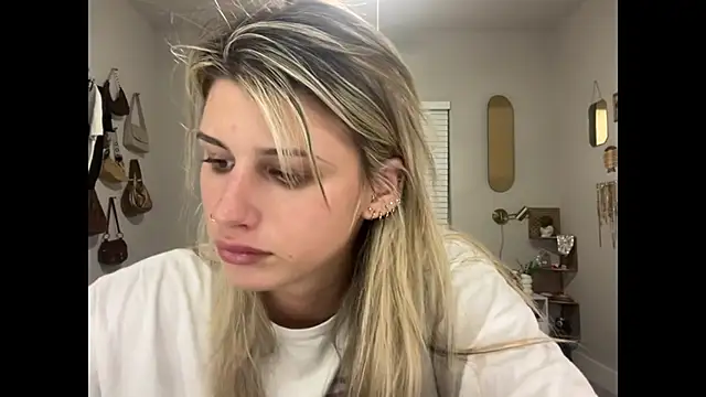 AnnGrayson online show from November 6, 2:45 am