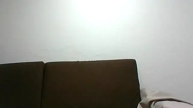 Snapshot of adri89-g chatting on February 18, 12:28 am adri89-g online show from February 18, 12:28 am