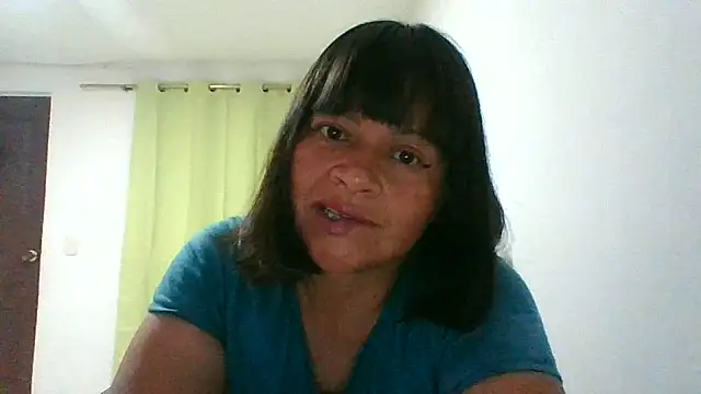 Snapshot of adri89-g chatting on March 22, 8:01 pm adri89-g online show from March 22, 8:01 pm