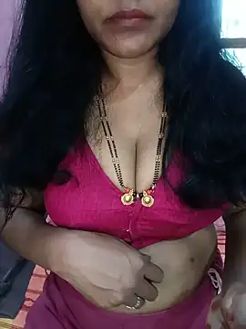 Snapshot of KannadaTamilTeluguBeauty chatting on June 3, 8:50 am KannadaTamilTeluguBeauty online show from June 3, 8:50 am