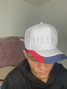 EL VENEZOLANO 22CM online show from May 22, 4:41 am