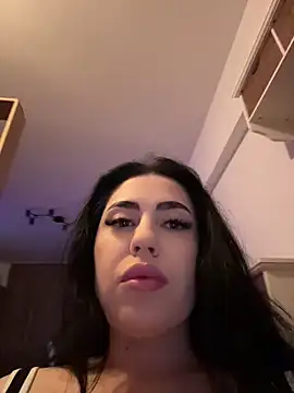 Snapshot of Andrestarr chatting on May 10, 8:03 pm Andrestarr online show from May 10, 8:03 pm