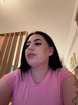 Snapshot of Andrestarr chatting on May 29, 6:17 pm Andrestarr online show from May 29, 6:17 pm