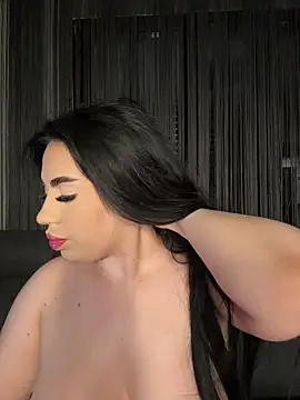 Snapshot of Andrestarr chatting on June 11, 10:52 pm Andrestarr online show from June 11, 10:52 pm