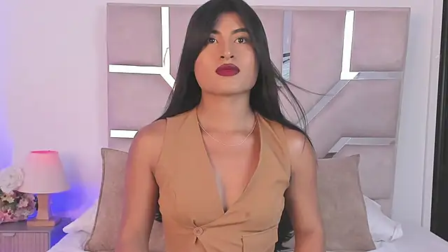 Snapshot of Michelle_Narvaez chatting on July 8, 6:56 pm Michelle Narvaez online show from July 8, 6:56 pm