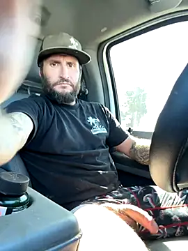 skip69xxx online show from September 30, 9:42 pm