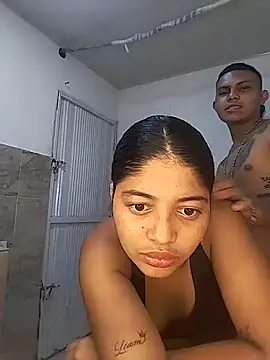 Snapshot of Camila-18w chatting on September 13, 6:57 am Camila-18w online show from September 13, 6:57 am