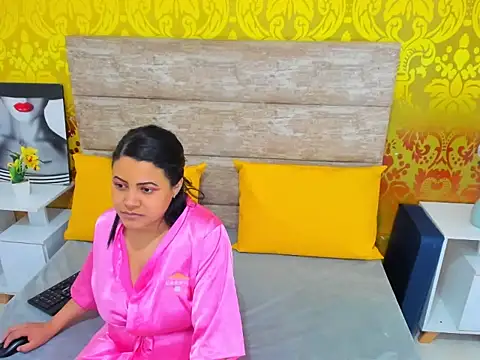 ElianaCollins online show from December 2, 3:01 am