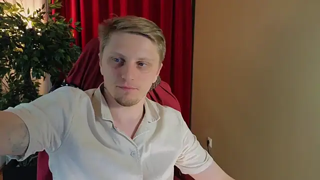 Vincent Hardman online show from November 13, 8:19 pm