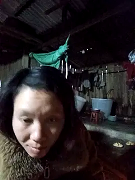 bonnie-00 online show from December 14, 11:20 pm