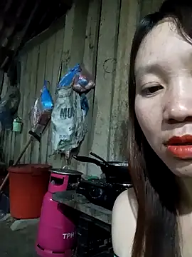 bonnie-00 online show from April 30, 1:17 pm
