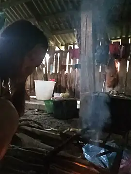 bonnie-00 online show from June 10, 11:35 pm