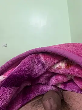 Snapshot of ali__ali210 chatting on February 10, 11:53 pm ali ali210 online show from February 10, 11:53 pm