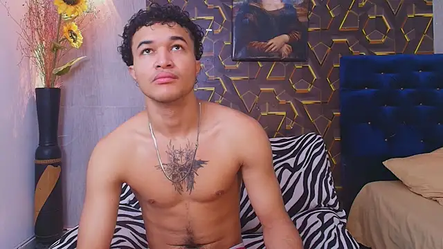 Snapshot of fire_drako_ chatting on May 20, 10:38 pm fire drako online show from May 20, 10:38 pm