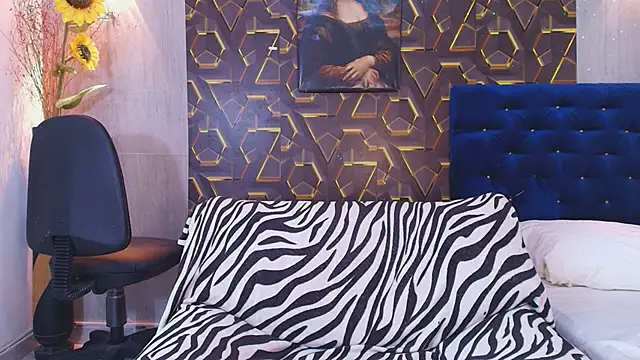 Snapshot of fire_drako_ chatting on June 3, 8:14 pm fire drako online show from June 3, 8:14 pm