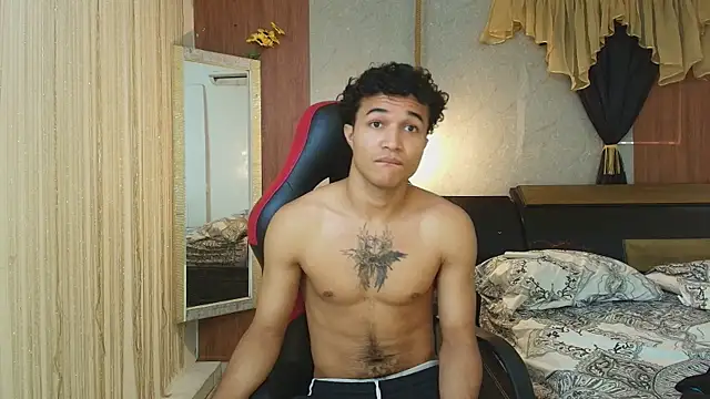 Snapshot of fire_drako_ chatting on June 9, 9:04 pm fire drako online show from June 9, 9:04 pm