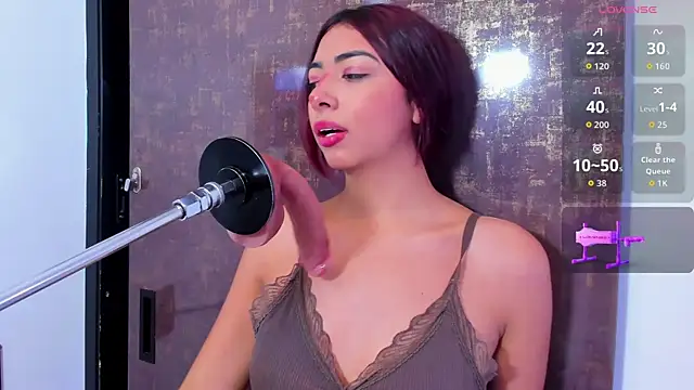 Snapshot of cherry_skinny_ chatting on December 3, 4:09 am cherry skinny online show from December 3, 4:09 am