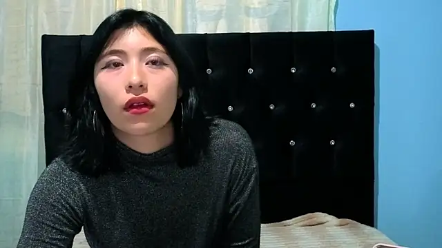 Sullyoonn online show from October 12, 2:32 am