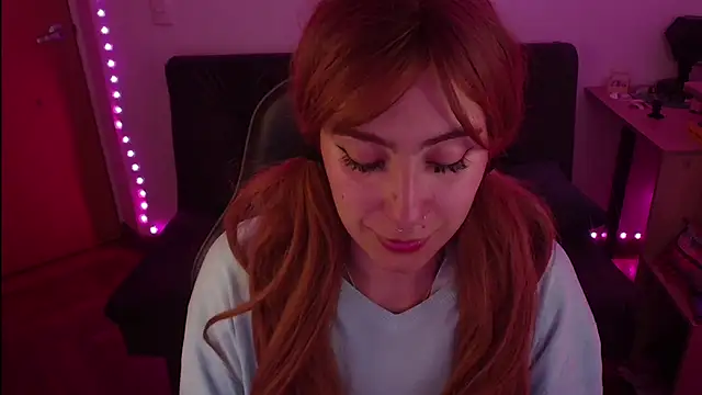 Miacatsito3 online show from October 23, 4:34 am