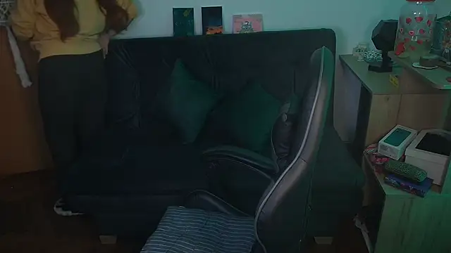 Miacatsito3 online show from November 6, 2:34 am