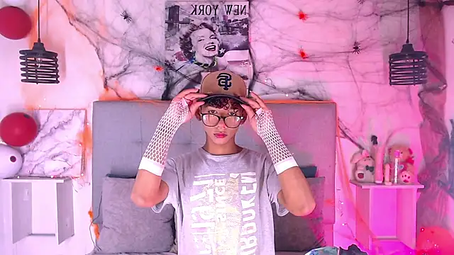 Snapshot of Billie_Turner_ chatting on October 25, 4:09 am Billie Turner online show from October 25, 4:09 am