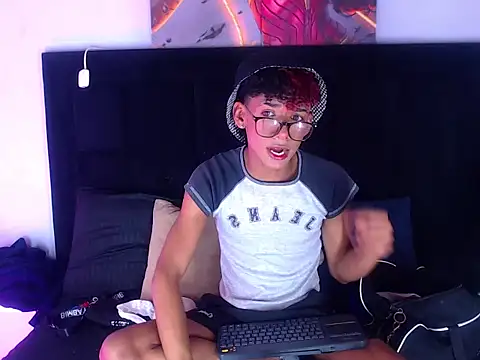 Snapshot of Billie_Turner_ chatting on November 18, 4:11 pm Billie Turner online show from November 18, 4:11 pm