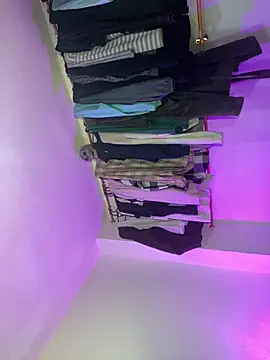 Snapshot of Billie_Turner_ chatting on December 18, 4:18 am Billie Turner online show from December 18, 4:18 am