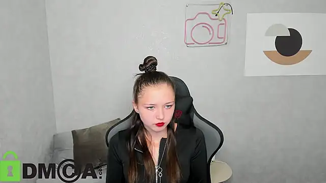 Amanda Reedd online show from September 27, 8:08 am