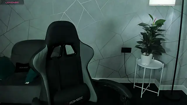 Amanda Reedd online show from December 17, 9:26 am