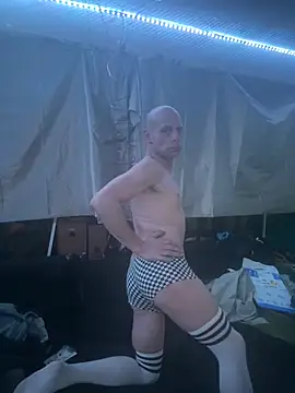 Snapshot of Jaycloudedview chatting on April 2, 9:01 pm Jaycloudedview online show from April 2, 9:01 pm