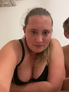 CurvySabrina online show from September 29, 11:09 pm
