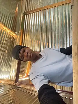 Snapshot of thatotheroneguy chatting on March 22, 5:44 am thatotheroneguy online show from March 22, 5:44 am