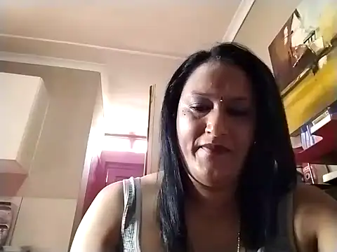 Snapshot of Indiansexyboobs18 chatting on June 16, 9:12 am Indiansexyboobs18 online show from June 16, 9:12 am