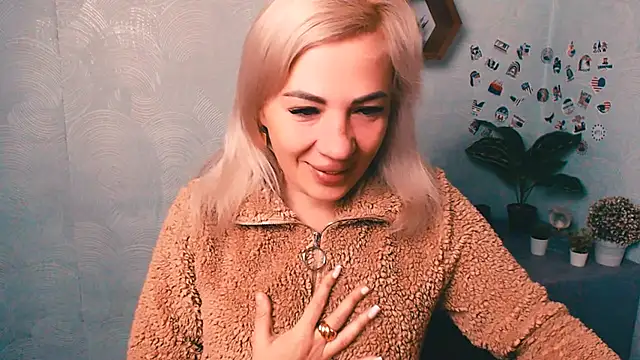 Snapshot of EmmaCat_ chatting on September 27, 4:28 am EmmaCat online show from September 27, 4:28 am