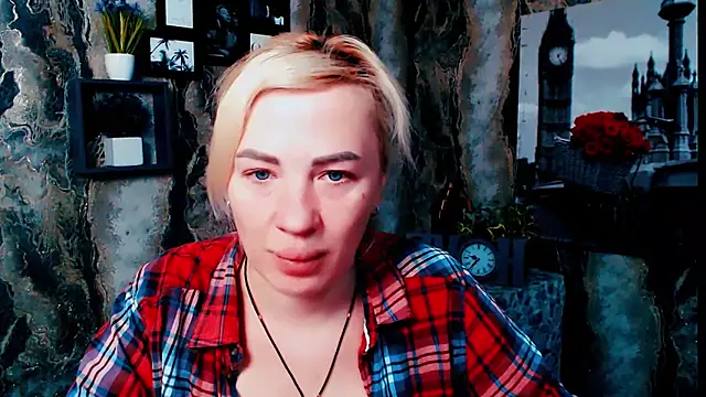 EmmaCat  online show from March 1, 5:53 am