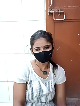 Snapshot of Arti_ chatting on September 22, 8:05 am Arti online show from September 22, 8:05 am