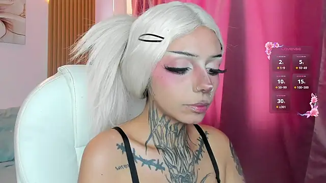 KoraRousee online show from June 12, 7:13 pm