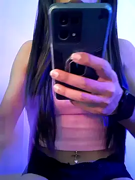 Cutie-Whiskey1 online show from October 18, 10:05 am